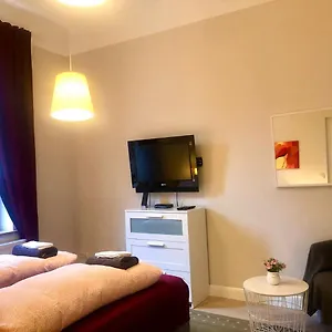 https://villa-hanseart-lbeck-privatzimmer-in-zentraler-lage.hamburg-hotels-de.com